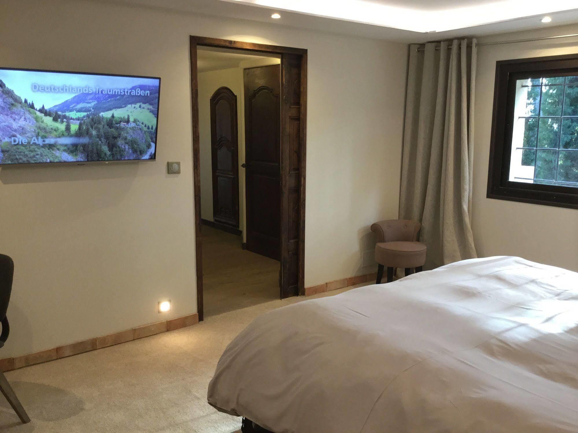 Hotel D'entremont 4*